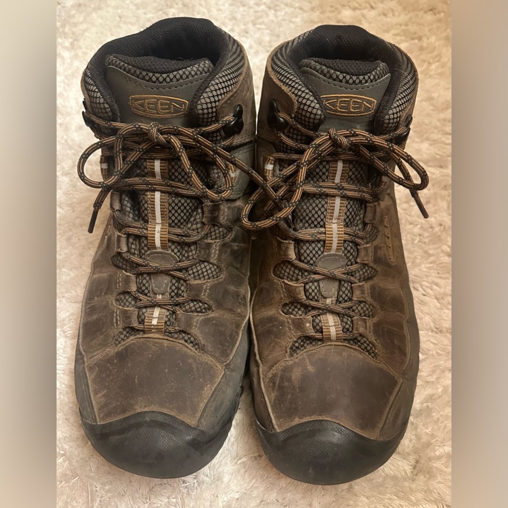 KEEN Men's Brown Hiking Boots size 12